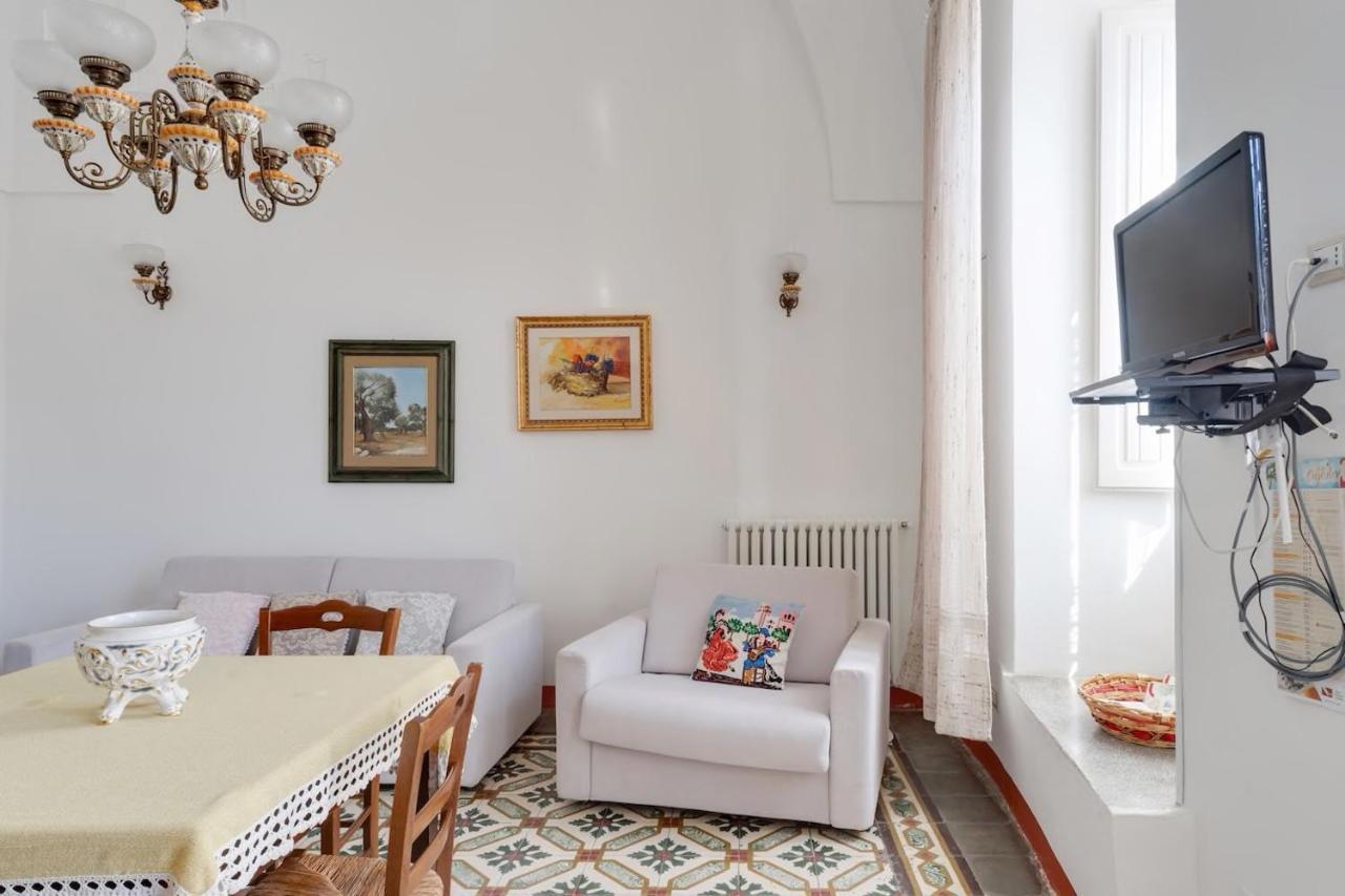 La Torre Antica Dimora Apartman Giuggianello Kültér fotó