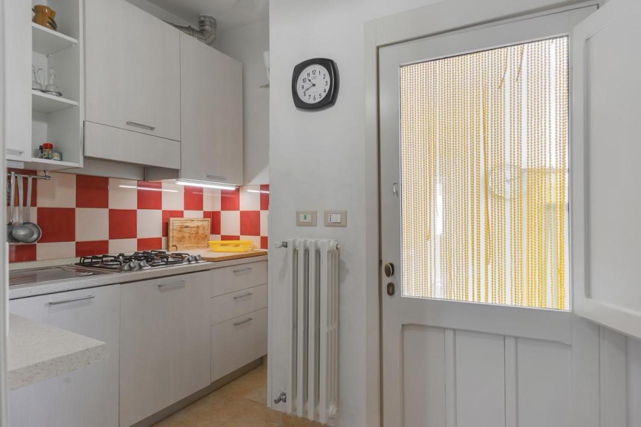 La Torre Antica Dimora Apartman Giuggianello Kültér fotó