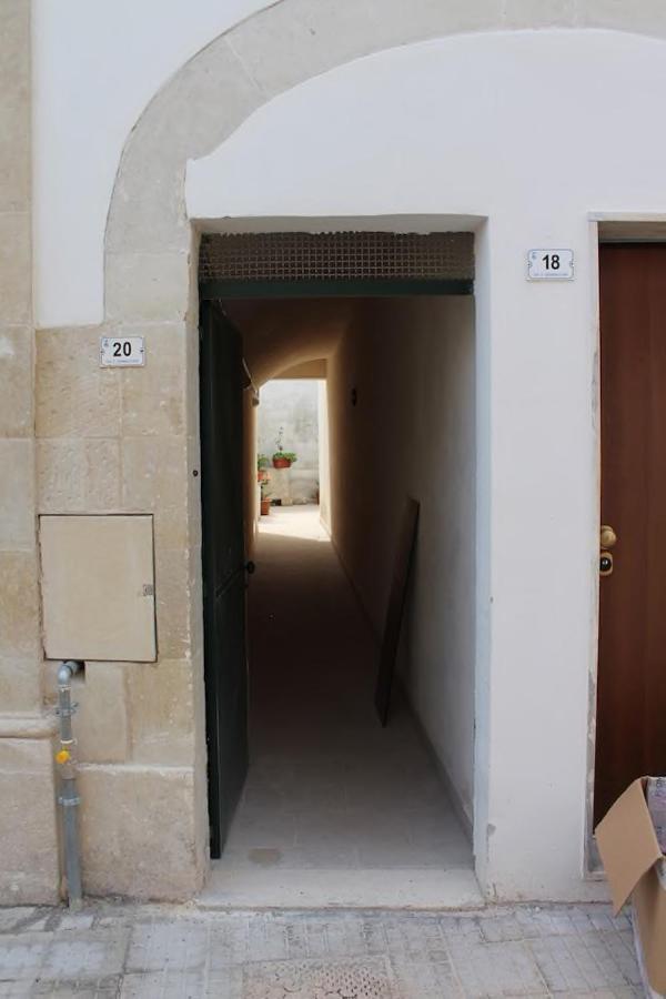 La Torre Antica Dimora Apartman Giuggianello Kültér fotó